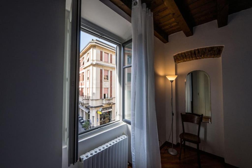 Wonderful Two Floors Apartment Milánó Kültér fotó