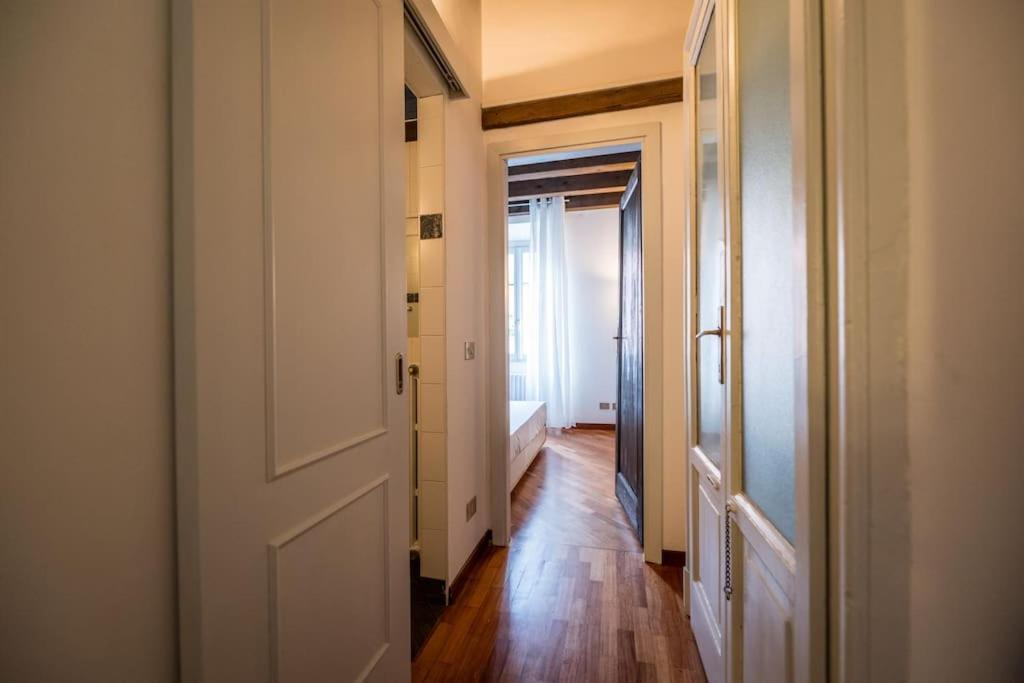 Wonderful Two Floors Apartment Milánó Kültér fotó