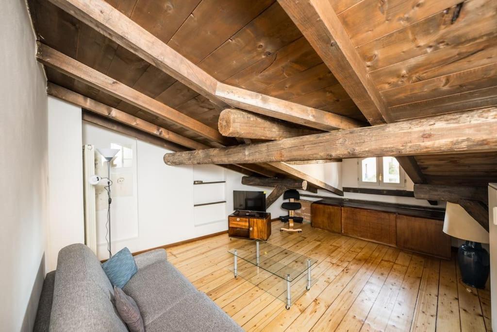 Wonderful Two Floors Apartment Milánó Kültér fotó